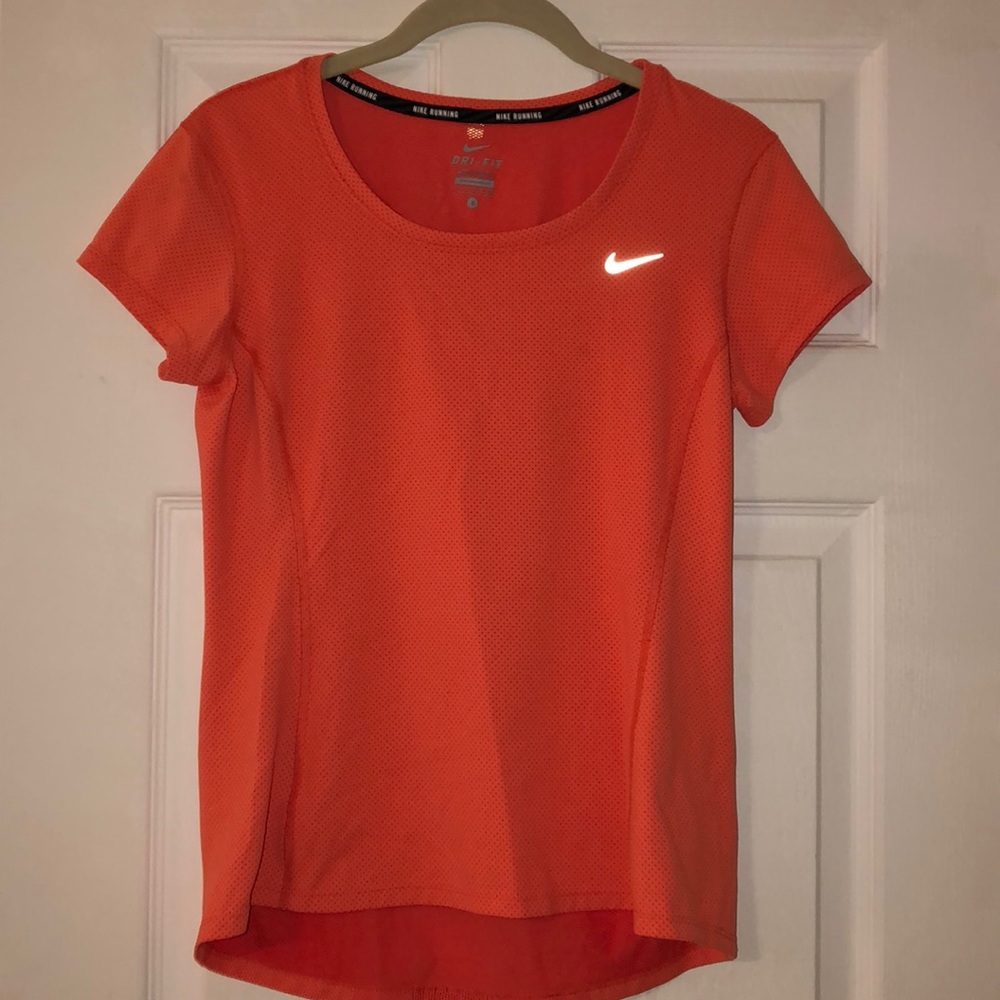 SMALL Nike running dri-fit short sleeve